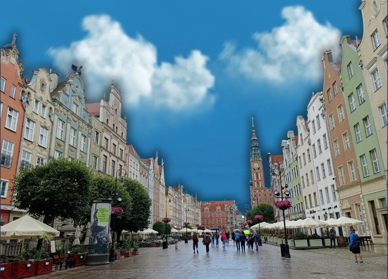 A DAY OF BALTIC BLISS: EXPLORING GDANSK AND SOPOT'S COASTAL CHARMS 