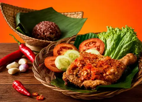 WHY AYAM GEPUK CONQUERED THE MALAYSIAN FOOD SCENE