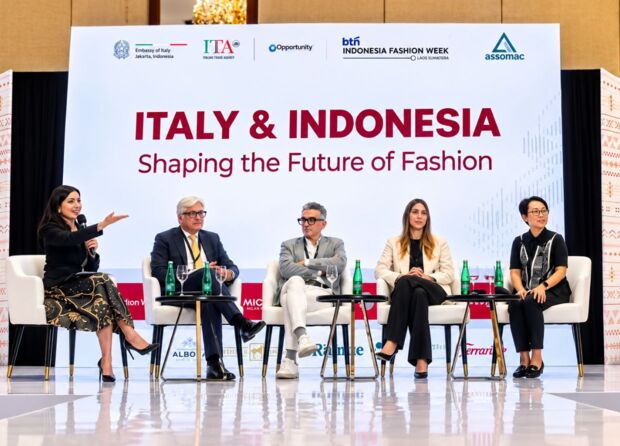 ITALY JUST BET €2.25 BILLION ON INDONESIAN LEATHER  AND IT STARTED WITH A TRIP TO GARUT 