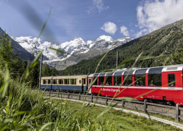 BERNINA EXPRESS JUST LAUNCHED A 1930S-STYLE TRAIN CLASS AND LUNCH IS AT A 500-YEAR-OLD VINEYARD