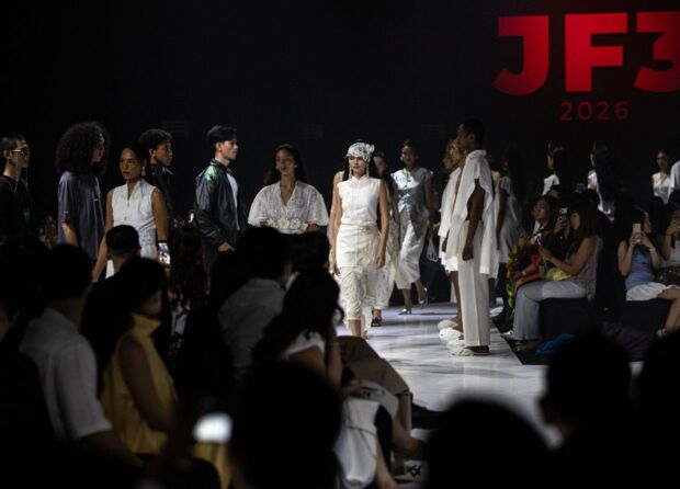 FOUR BRANDS JUST TURNED FOUR DIFFERENT OBSESSIONS INTO ONE RUNWAY SHOW HERE'S WHAT LAKON STORE'S PLESIR WAS REALLY ABOUT
